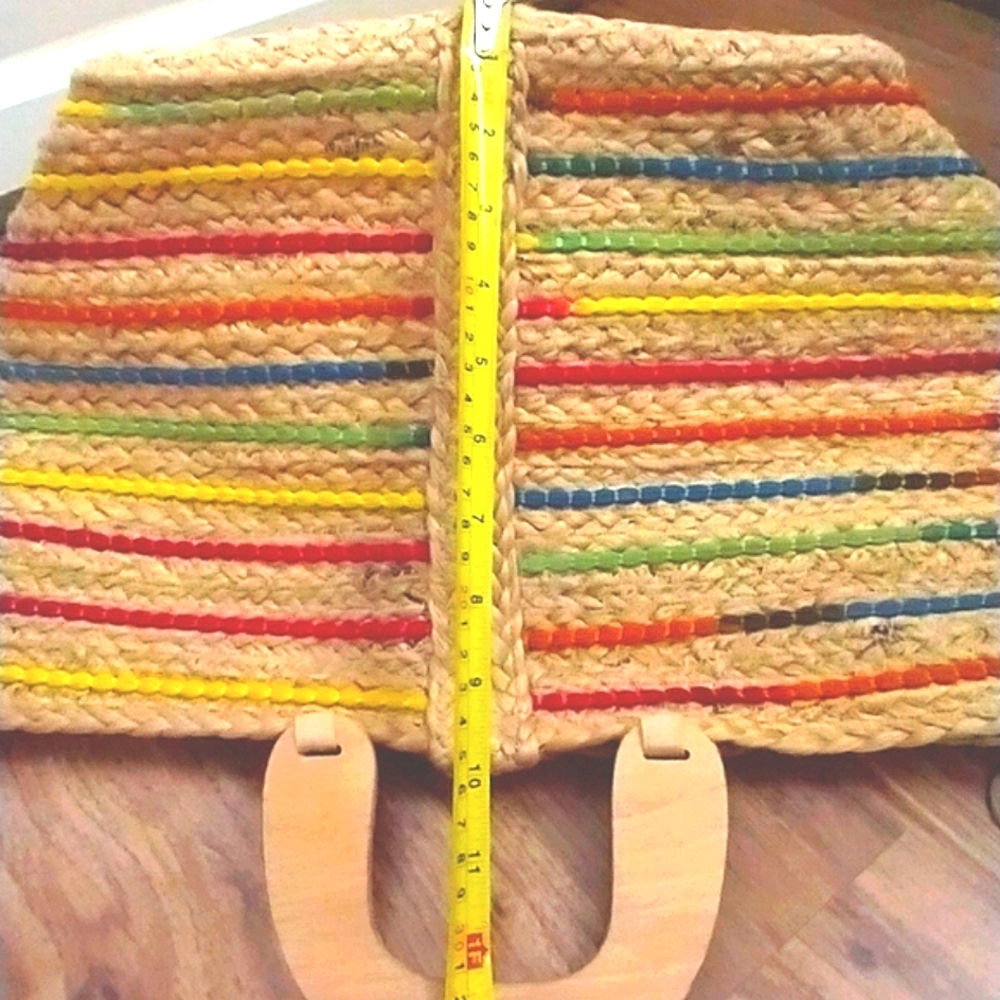 SOLD!!!!!Bag Weaved NWT Gorgeous Large Weaved Basket Style Bag - Picture 13 of 16